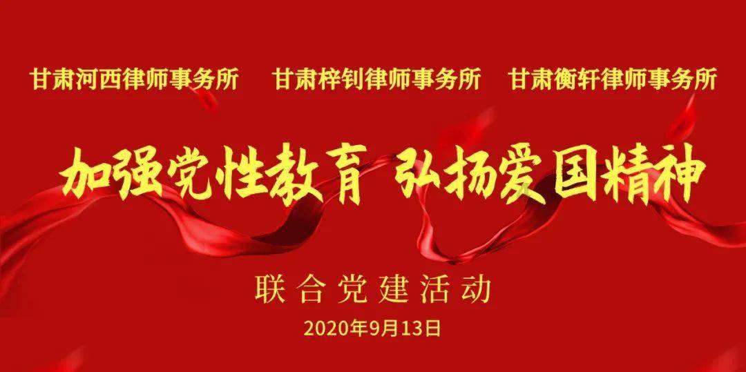 主人在樱花下给猫咪拍照，超级萌，每一张都可以拿来当壁纸了