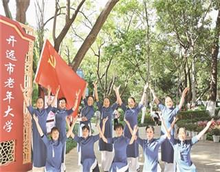 逃出诡异古宅